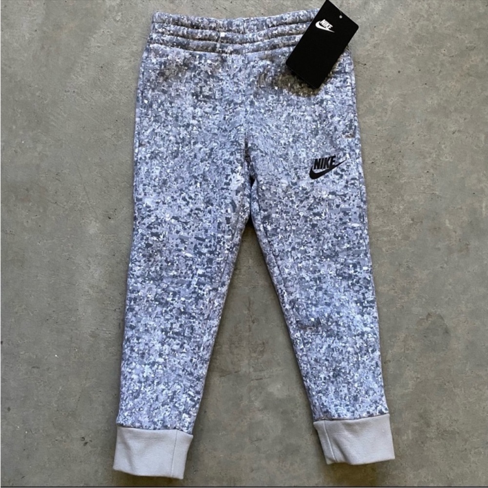New Nike Kids ‘Digital’ Jogger Pants Sz 4